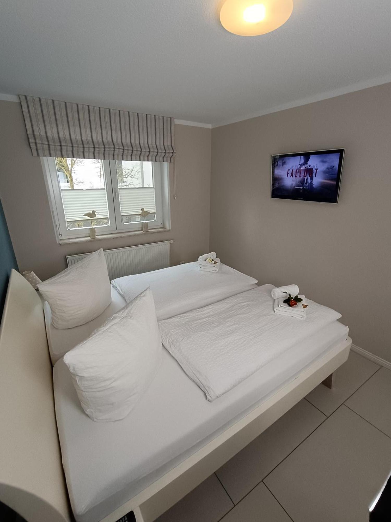 Haus Nemo - Appartement 5, Gemuetliches Appartement Mit Strandkorb, Strandnah 50 M هيرينجسدورف المظهر الخارجي الصورة