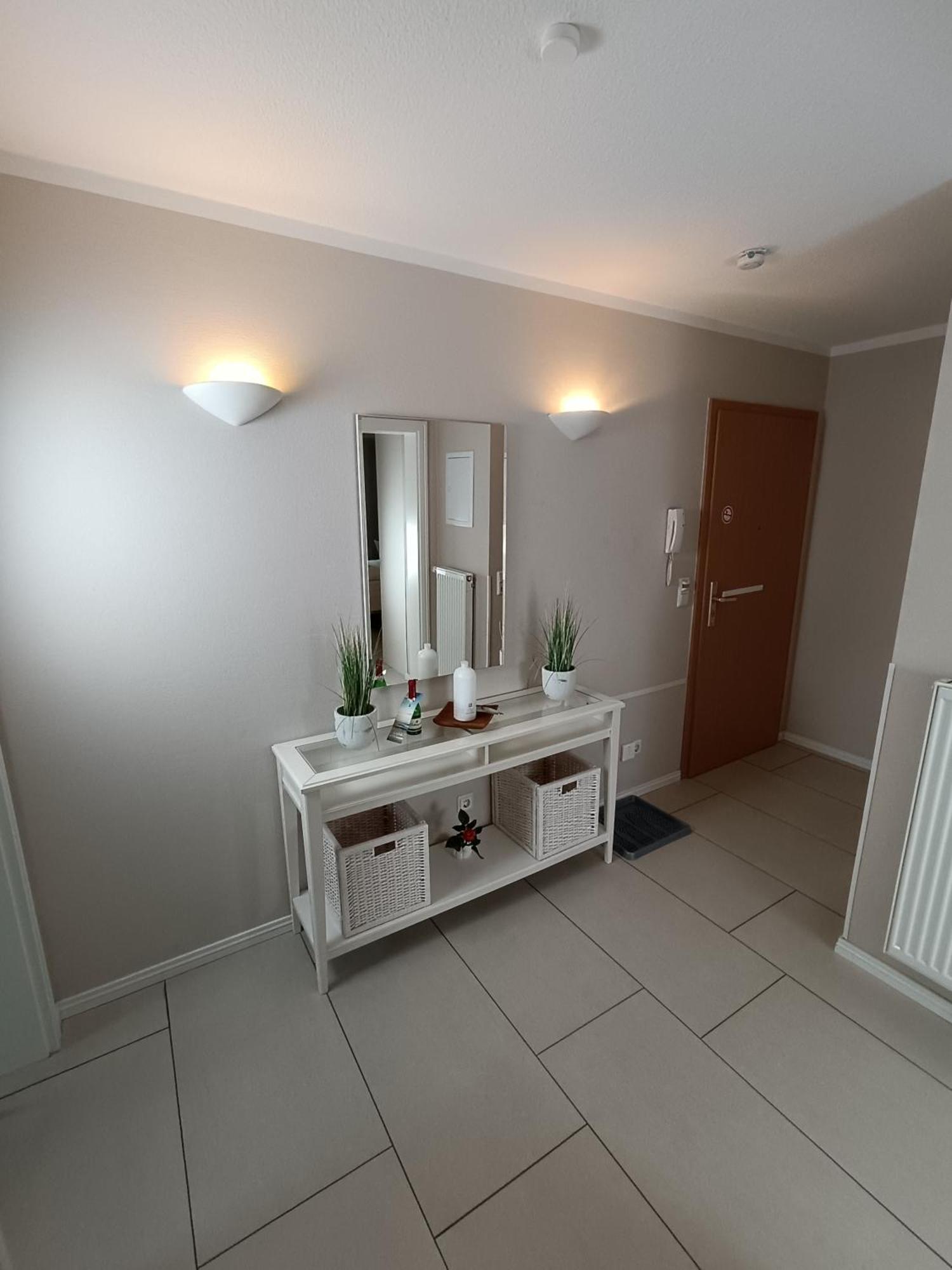 Haus Nemo - Appartement 5, Gemuetliches Appartement Mit Strandkorb, Strandnah 50 M هيرينجسدورف المظهر الخارجي الصورة