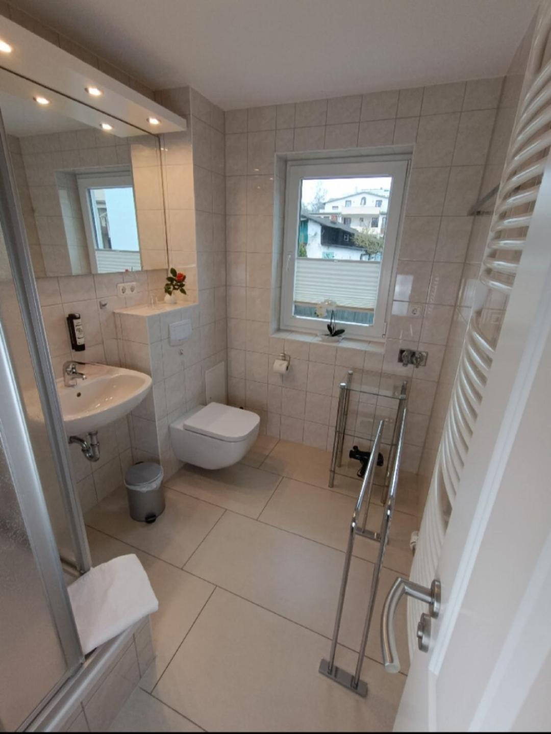 Haus Nemo - Appartement 5, Gemuetliches Appartement Mit Strandkorb, Strandnah 50 M هيرينجسدورف المظهر الخارجي الصورة